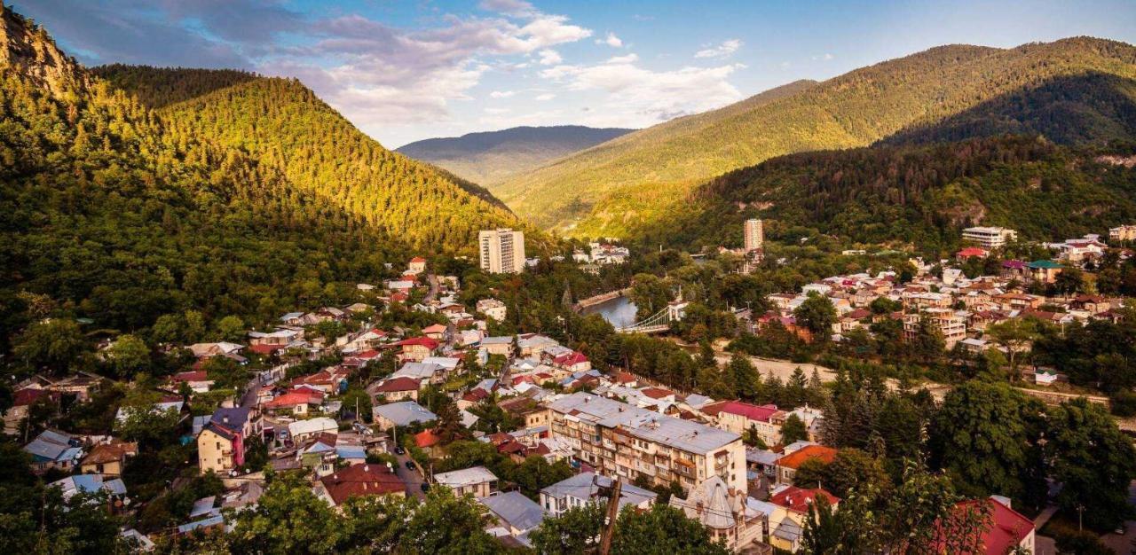 Apartament Ninati Боржоми Экстерьер фото